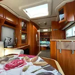 Campsite Deluxe Oase Der Ruhe - Wohnwagen Im Kornfeld Razkrizje
